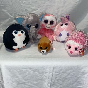 Lot of 8 Ty Beanies- early 2000s teeny, beanie, and ballz